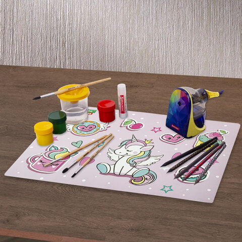 Настольное покрытие BRAUBERG KIDS, А3+, пластик, 46x33 см, "Мечты единорога", 271730