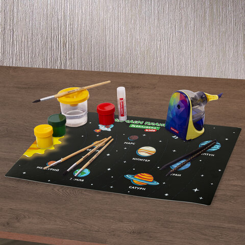Настольное покрытие BRAUBERG KIDS, А3+, пластик, 46x33 см, "Открытый космос", 271731